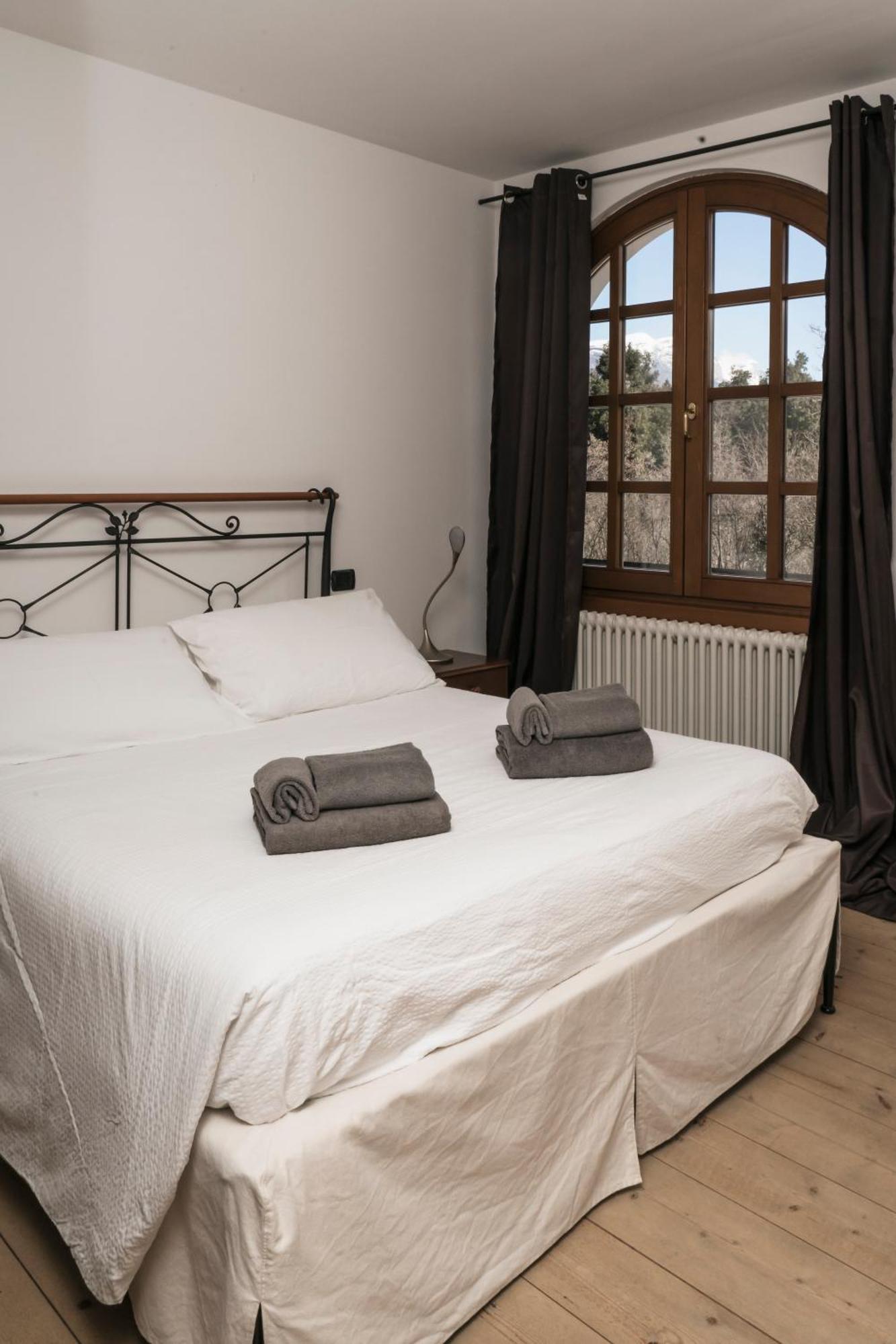 Al Borgo Lägenhet Pietramurata Exteriör bild